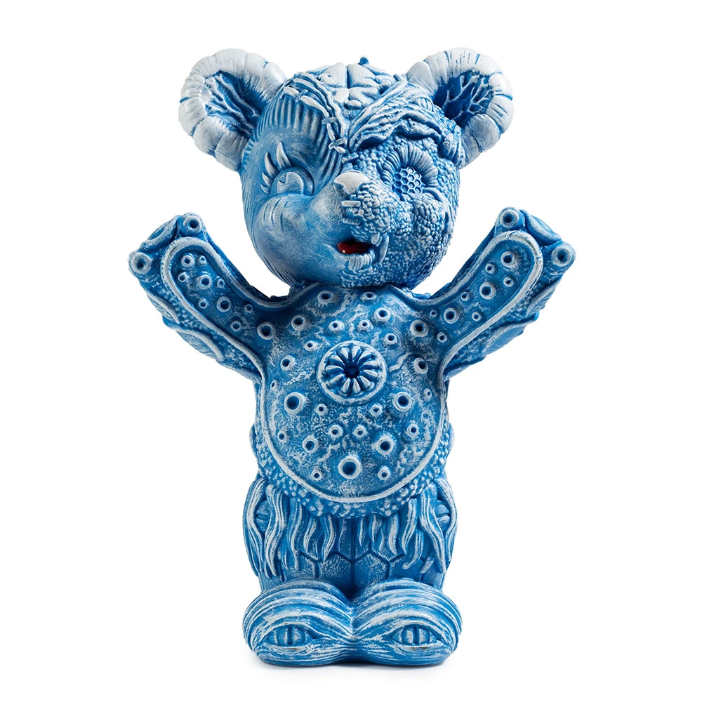 Free Hugs Bear Art Figure By Frank Kozik - Blue Edition 1 Free Hugs Bear Art Figure By Frank Kozik - Blue Edition
