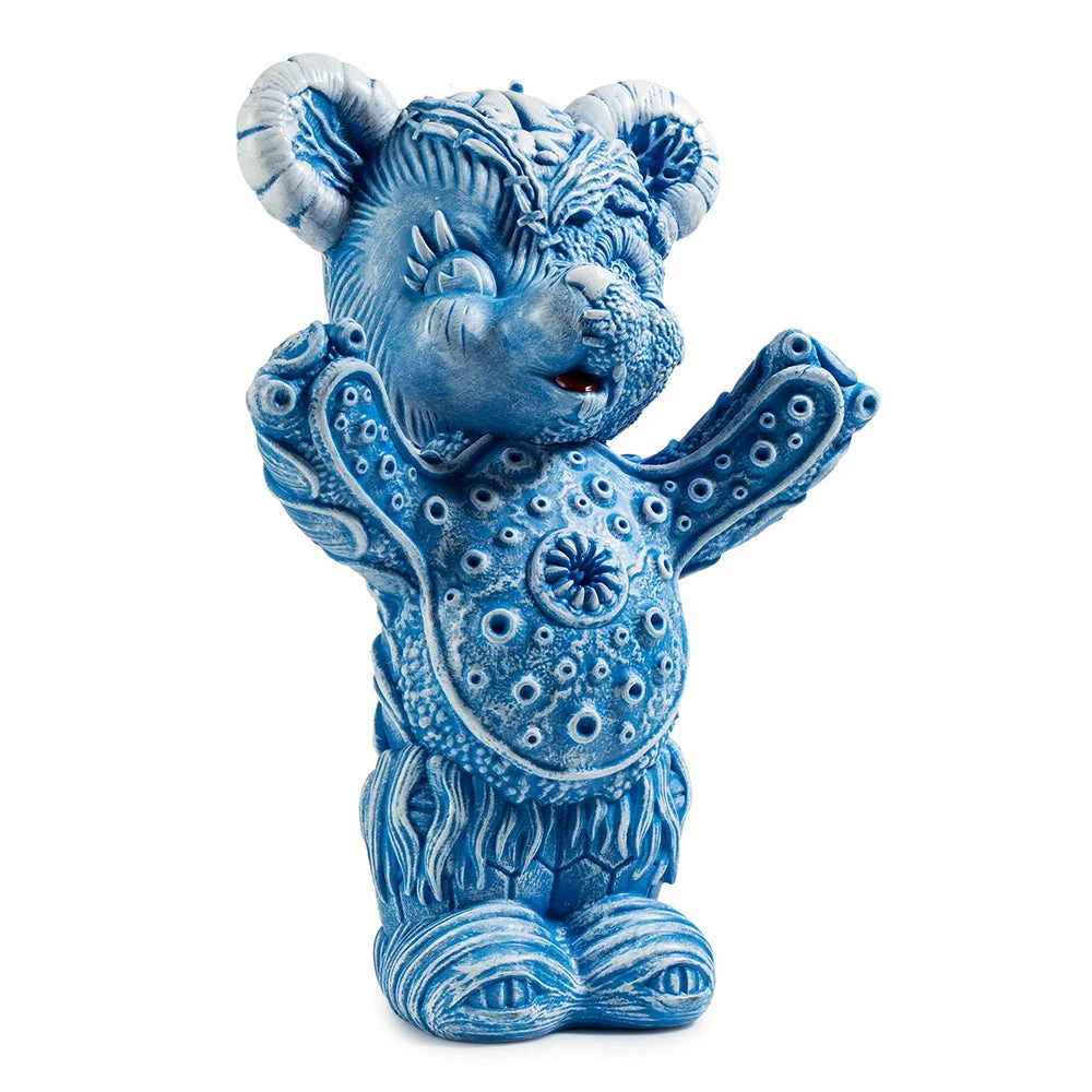 Free Hugs Bear Art Figure By Frank Kozik - Blue Edition 2 Free Hugs Bear Art Figure By Frank Kozik - Blue Edition