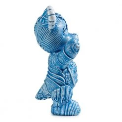 Free Hugs Bear Art Figure By Frank Kozik - Blue Edition 10 Free Hugs Bear Art Figure By Frank Kozik - Blue Edition