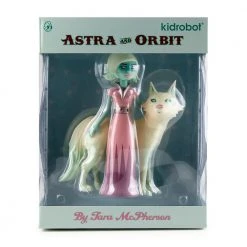 DESIGNER ART TOYS Limited Edition Astra And Orbit 8